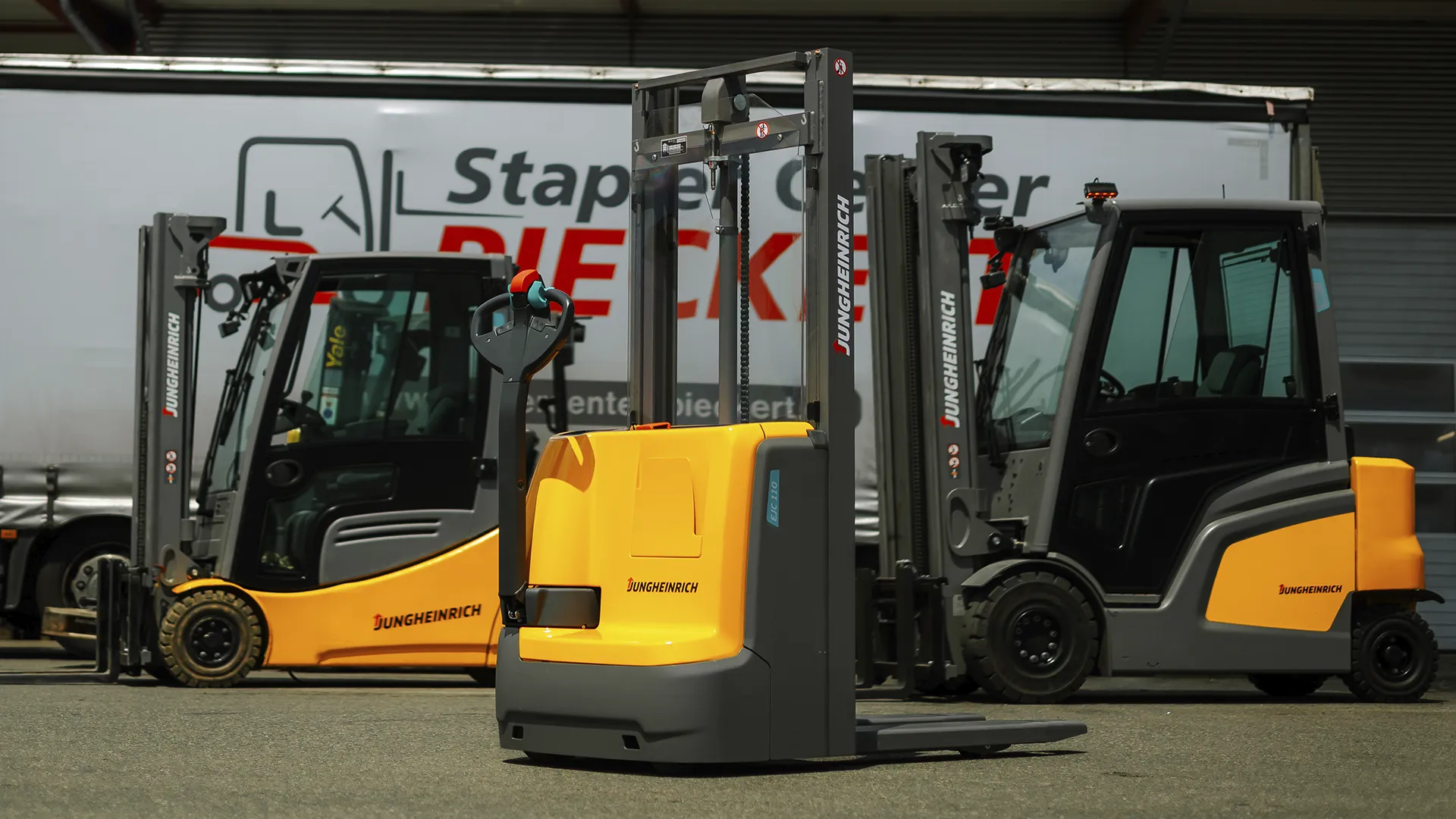 IHR PARTNER FÜR STARKE LÖSUNGEN VOR ORT